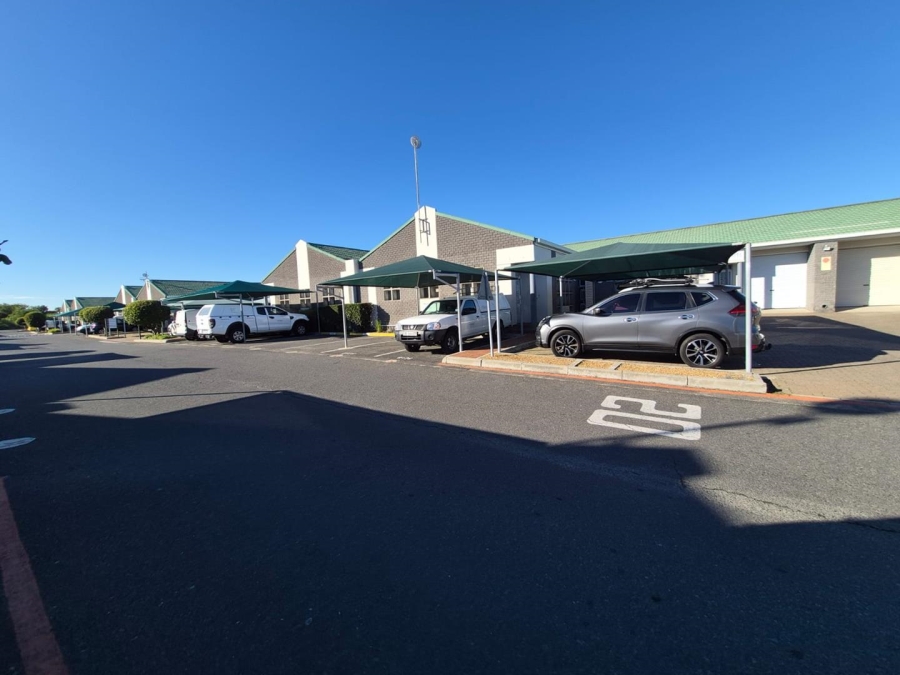 To Let Commercial Property for Rent in Pinelands Western Cape